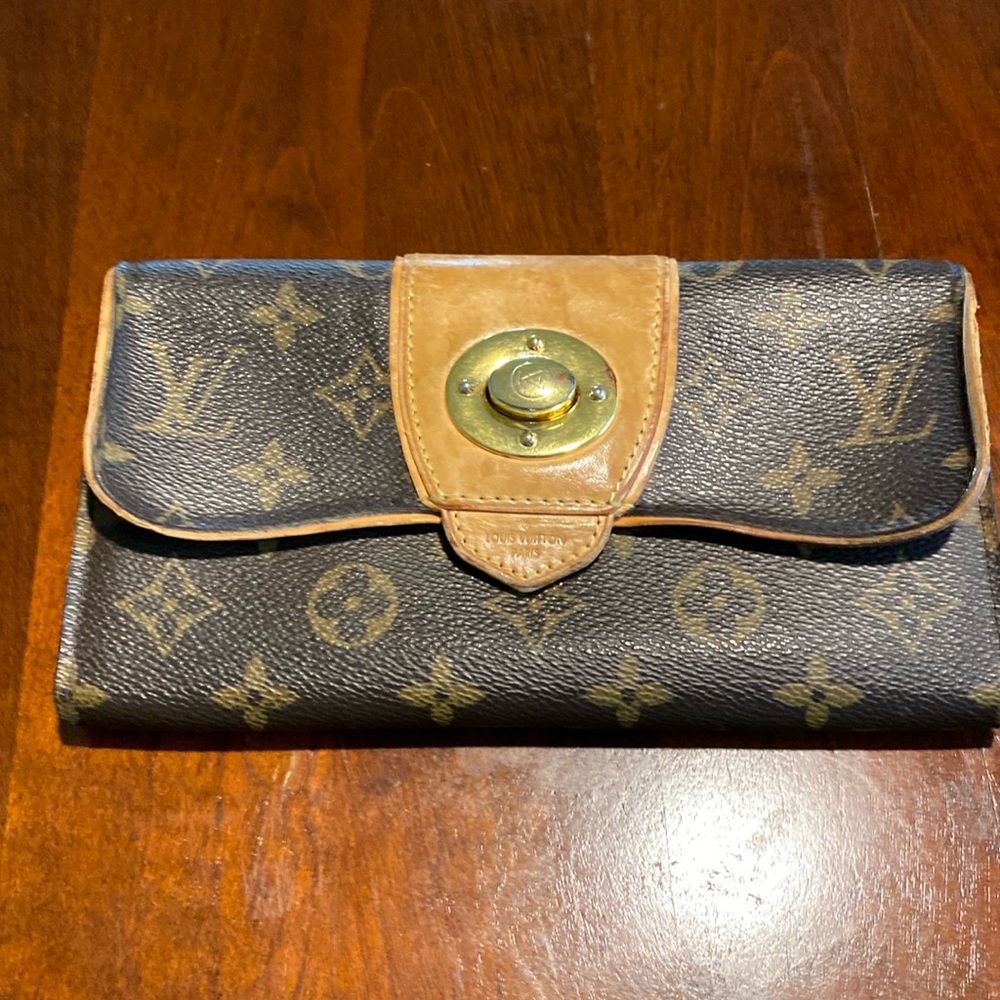 LOUIS VUITTON Wallet - Brown Monogram